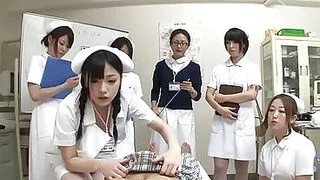 JAV护士CFNM手交口交示范